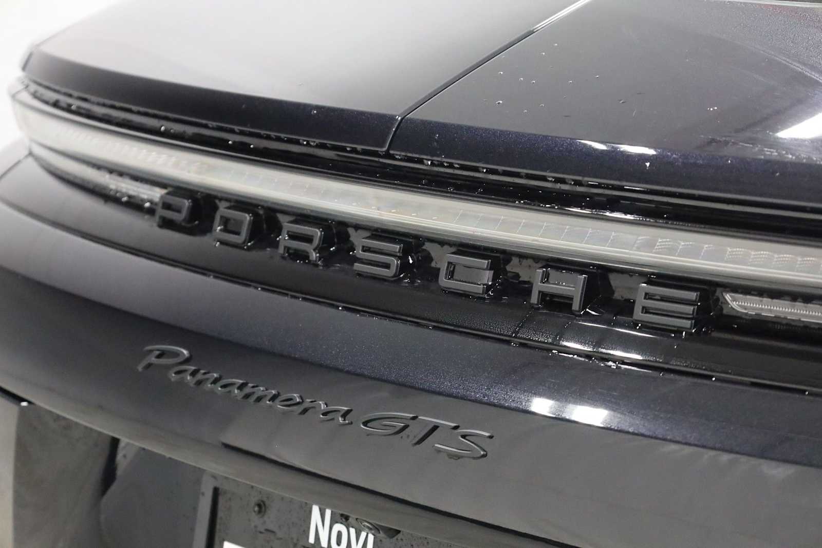 Thumbnail: 2026 Porsche Panamera - 8