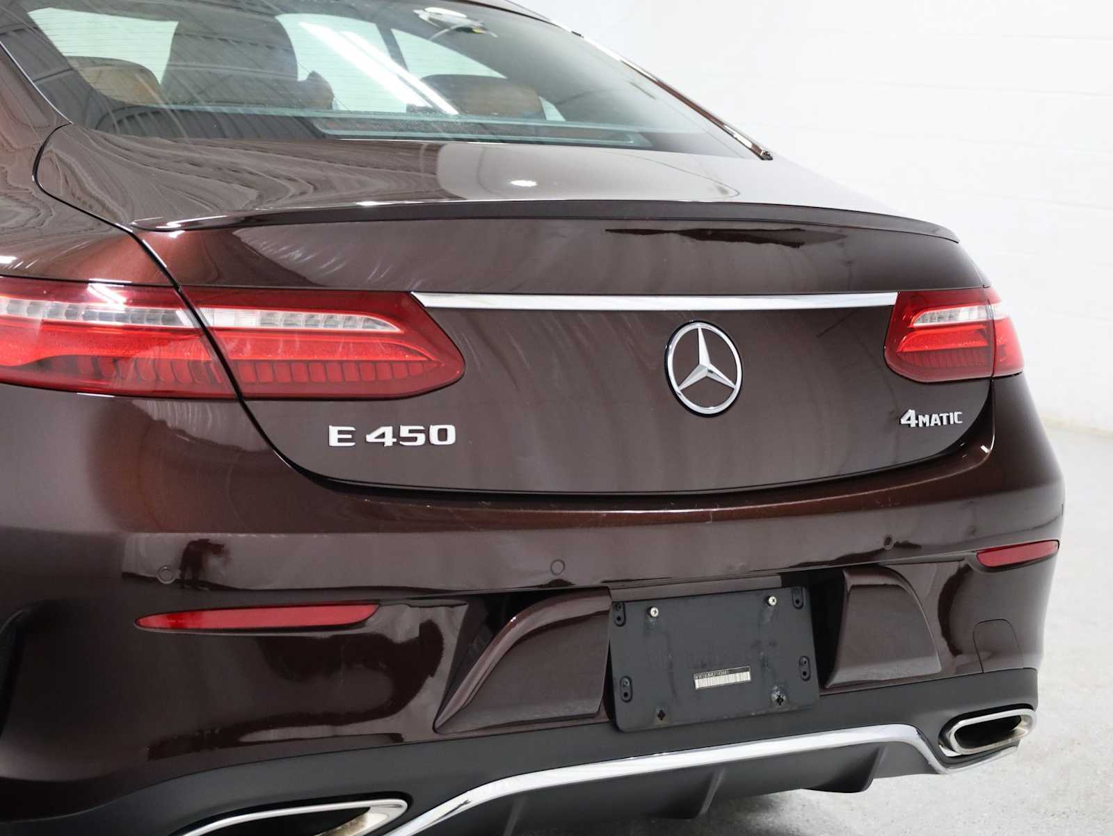 Thumbnail: 2020 Mercedes-Benz E-Class - 9