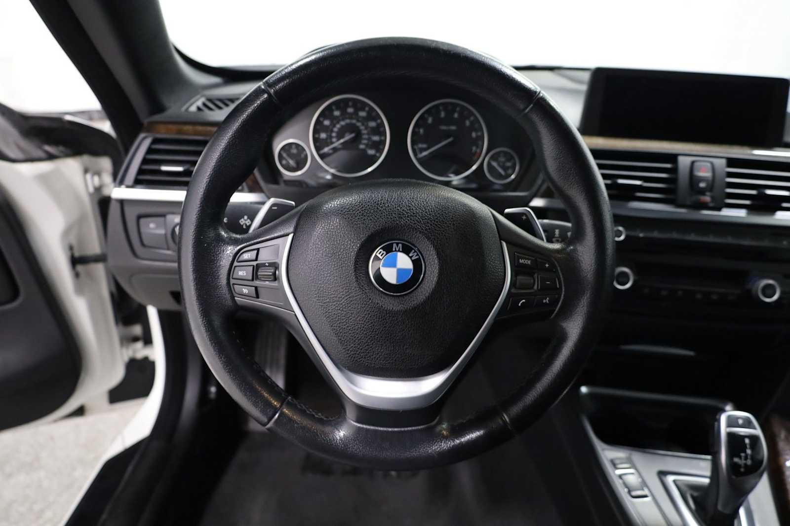 Thumbnail: 2015 BMW 4 Series - 22