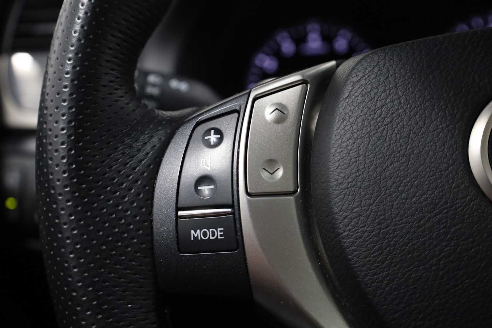 Thumbnail: 2015 Lexus GS - 24