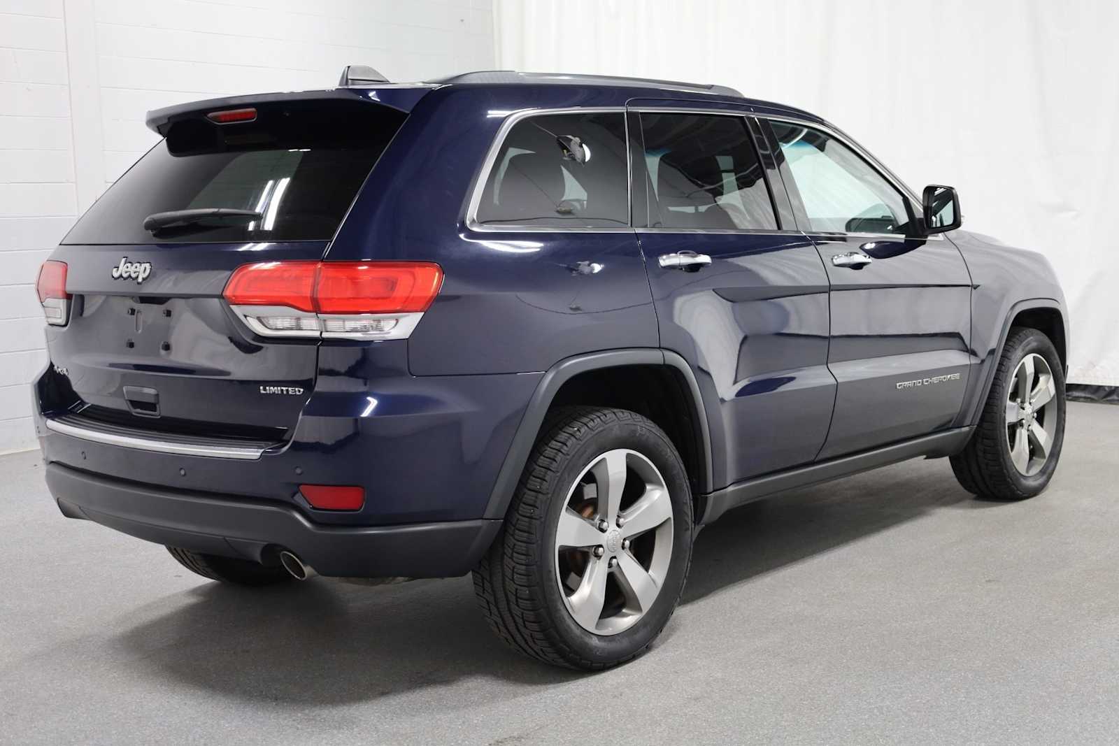 2016 Jeep Grand Cherokee Limited Edition 17