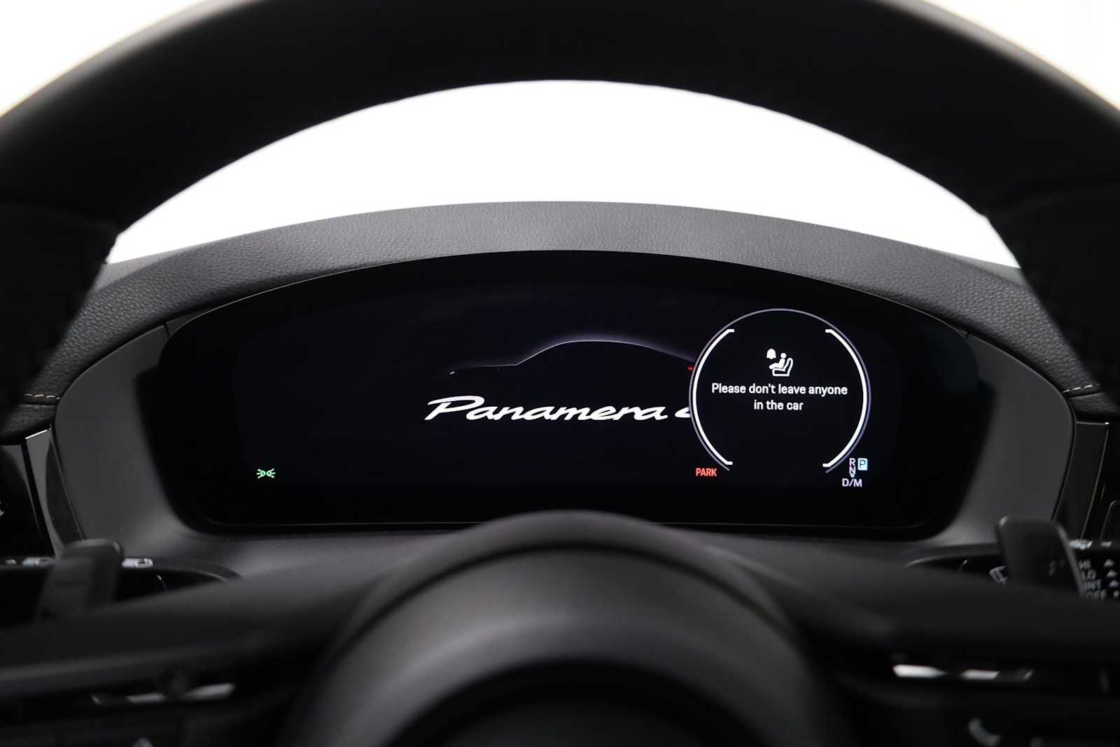 Thumbnail: 2026 Porsche Panamera - 24