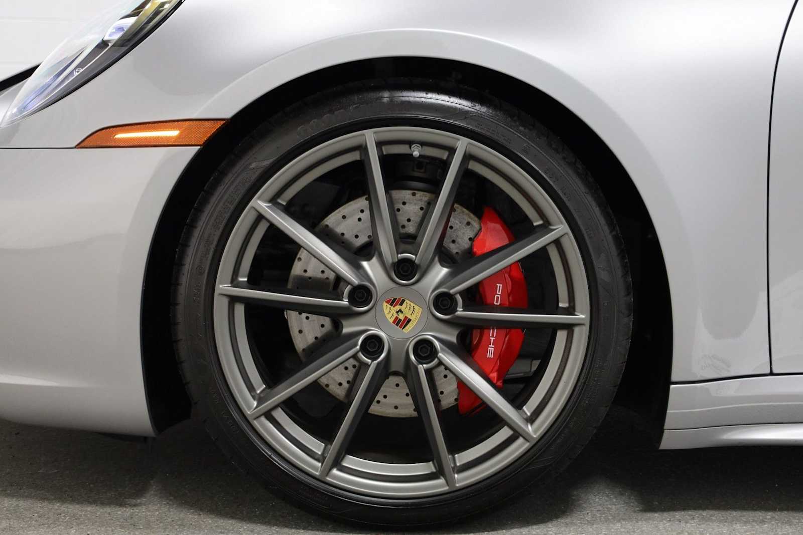 Thumbnail: 2024 Porsche 911 - 38
