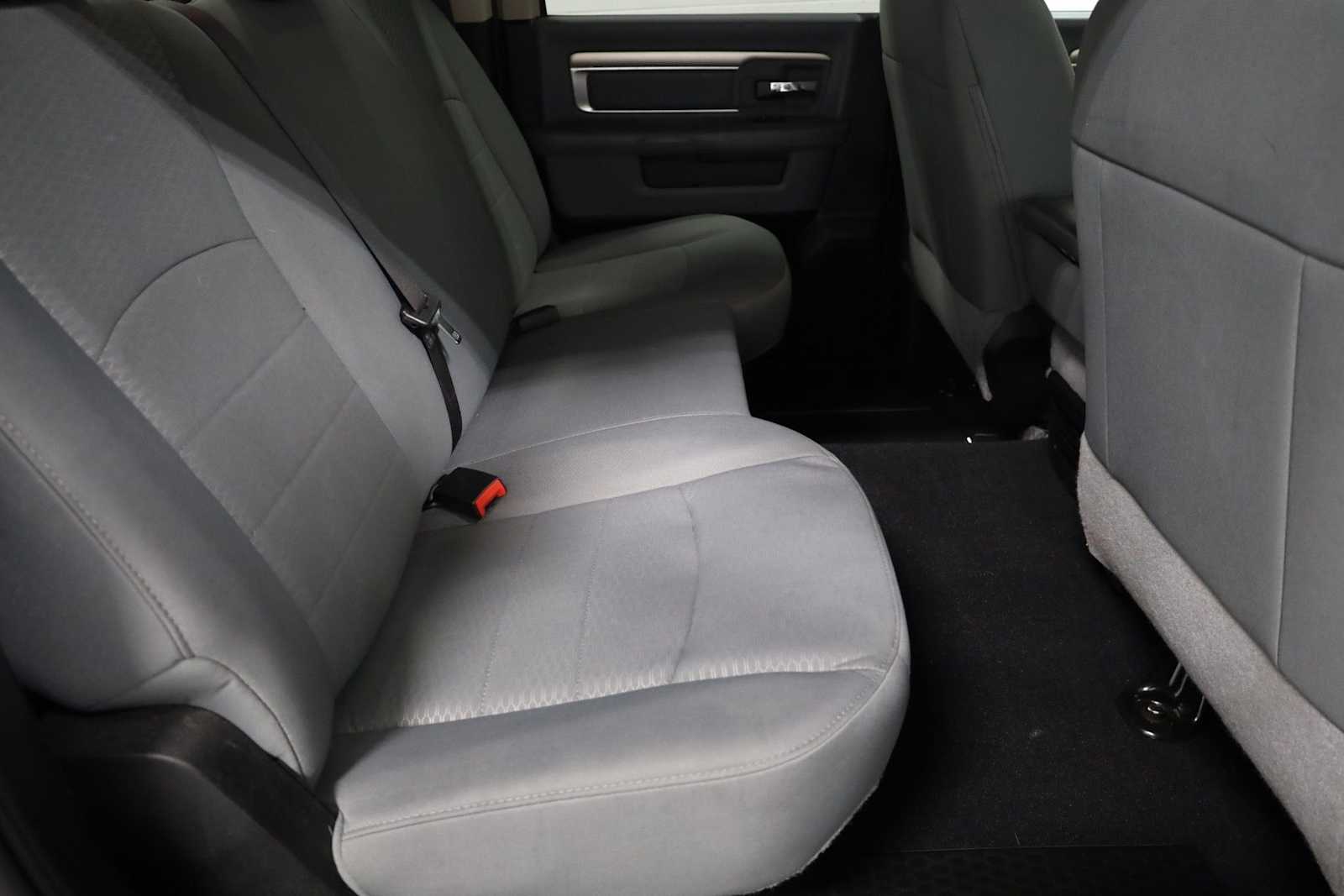 Thumbnail: 2019 RAM 1500 Classic - 29