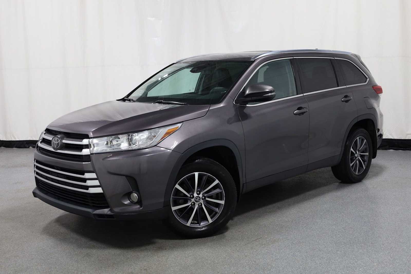 Thumbnail: 2019 Toyota Highlander - 1