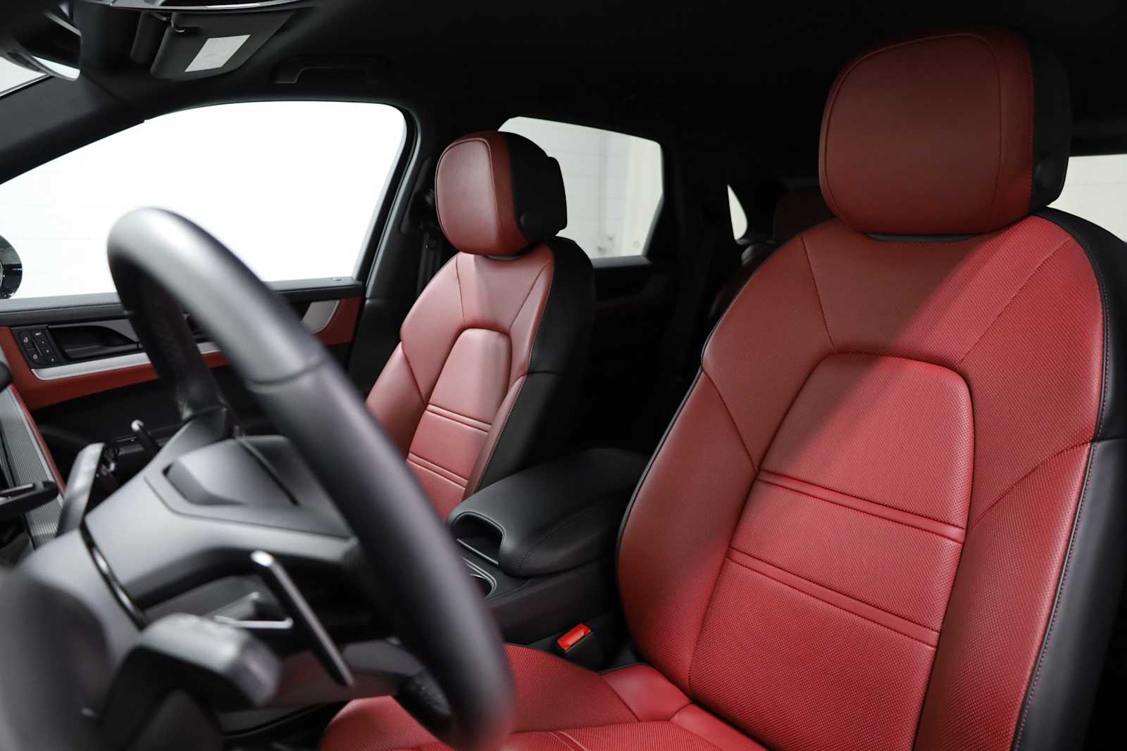 2024 Porsche Cayenne Base 4