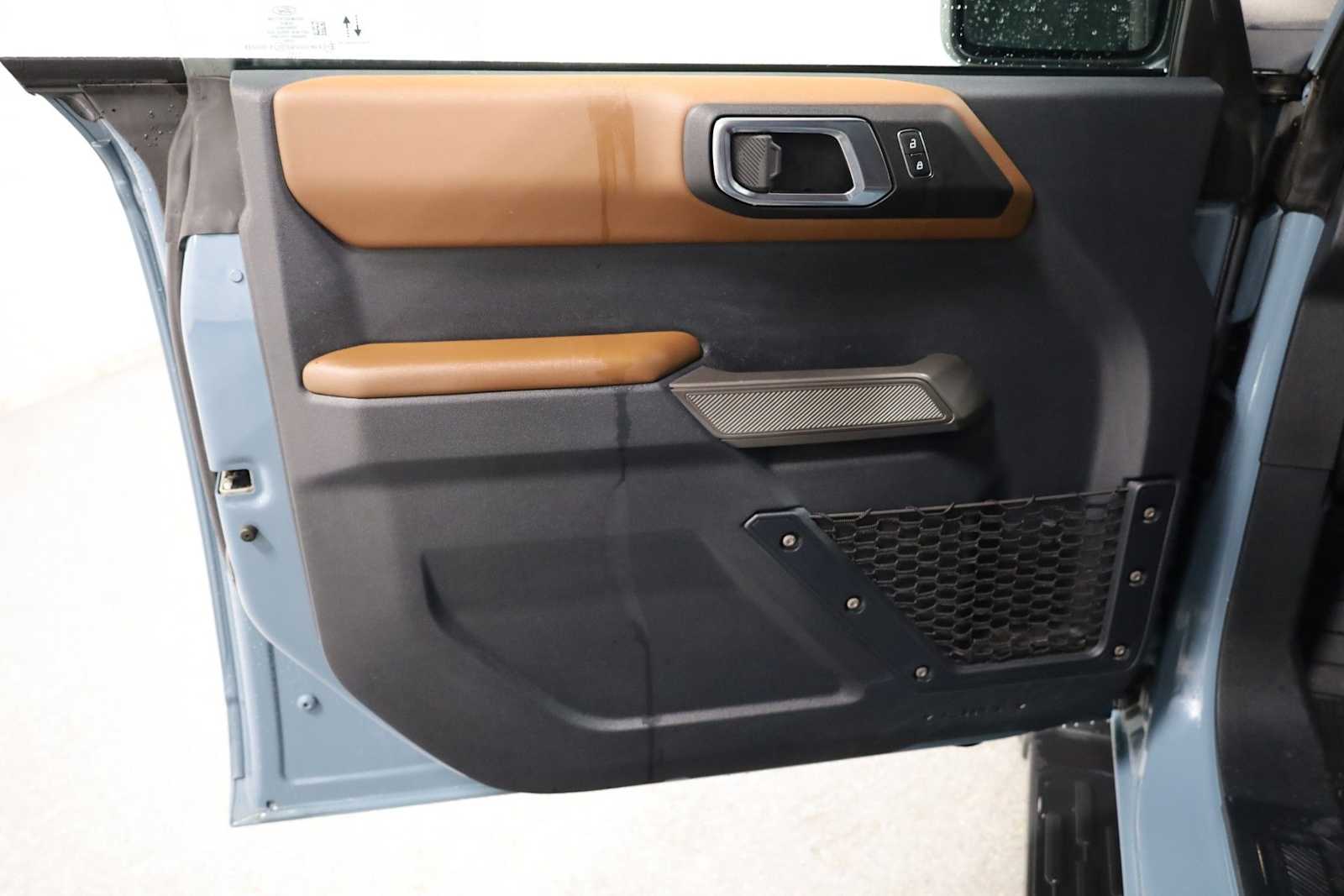 Thumbnail: 2021 Ford Bronco - 16