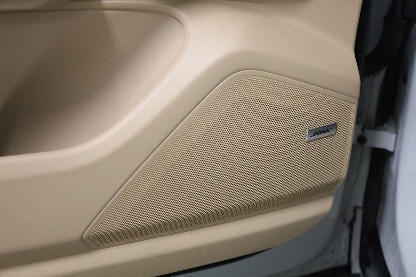 Thumbnail: 2023 Porsche  - 17