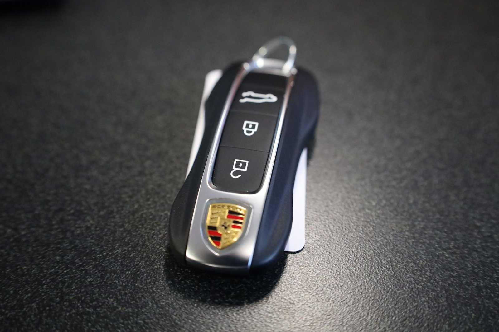 Thumbnail: 2026 Porsche  - 43