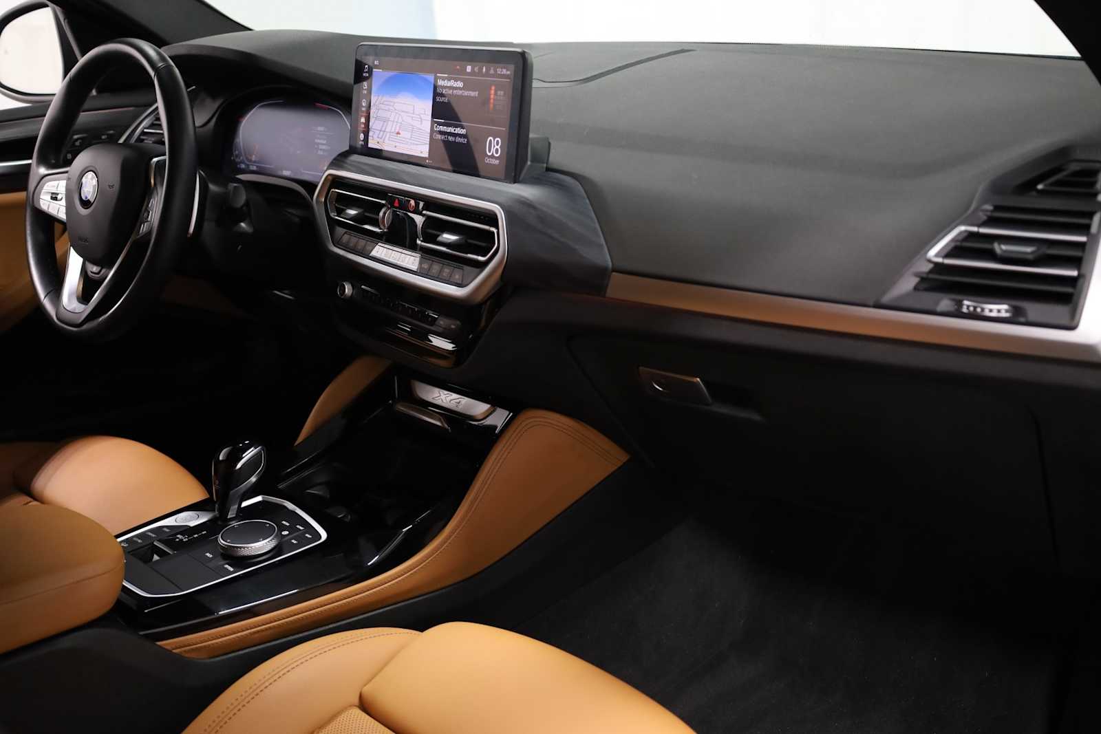 Thumbnail: 2022 BMW X4 - 6