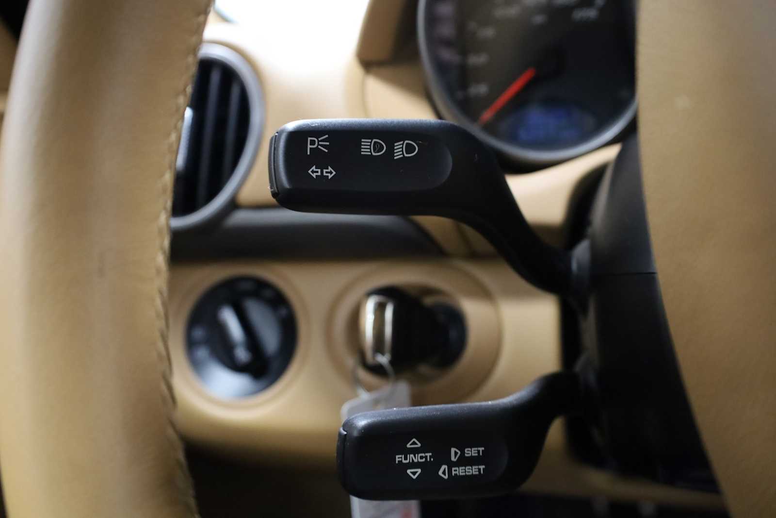 Thumbnail: 2007 Porsche Cayman - 23