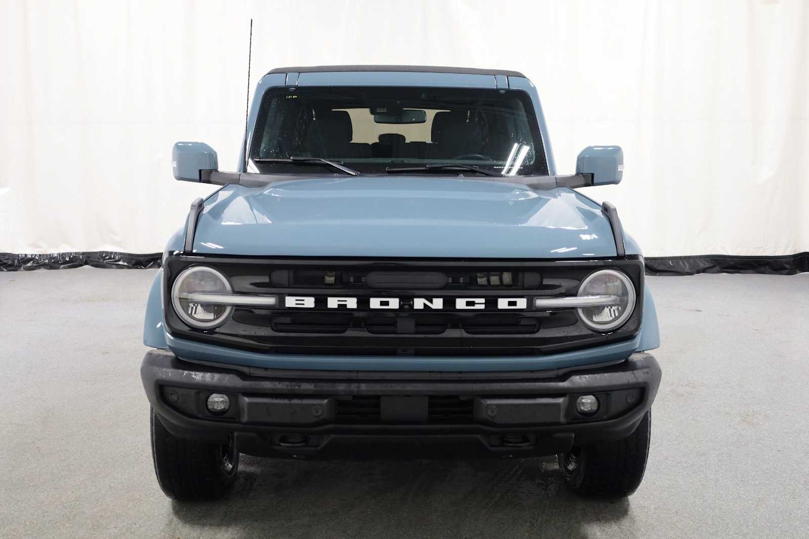 Thumbnail: 2021 Ford Bronco - 14