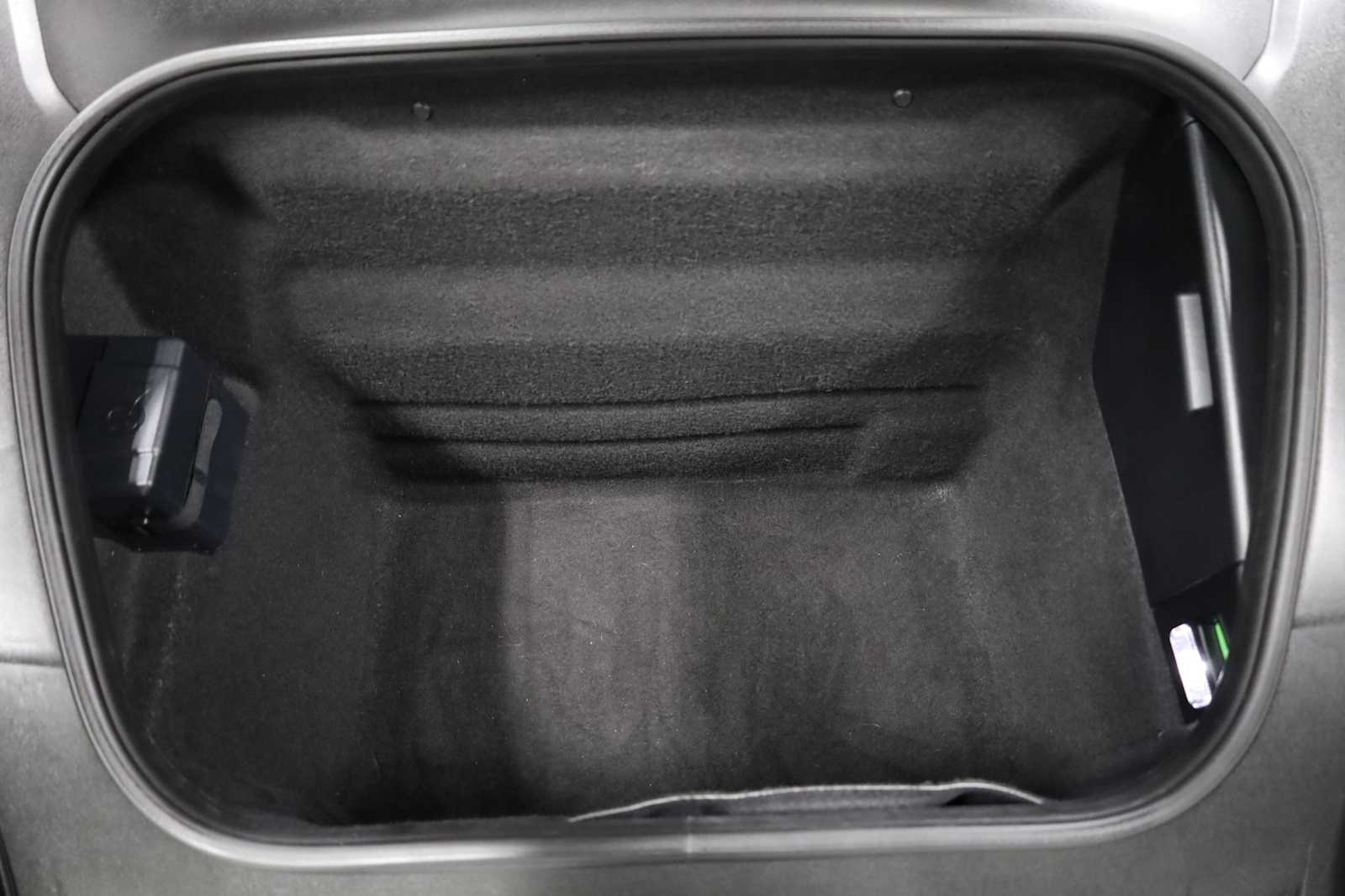 Thumbnail: 2025 Porsche 911 - 40