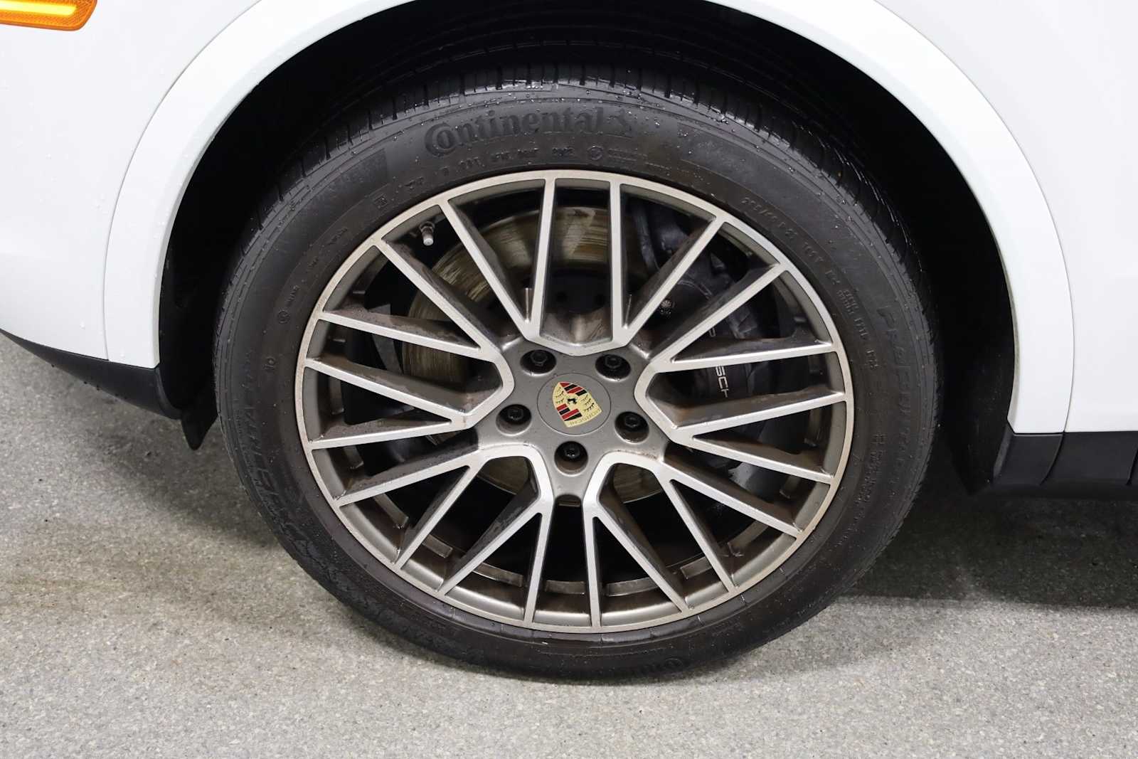 Thumbnail: 2023 Porsche Cayenne - 40