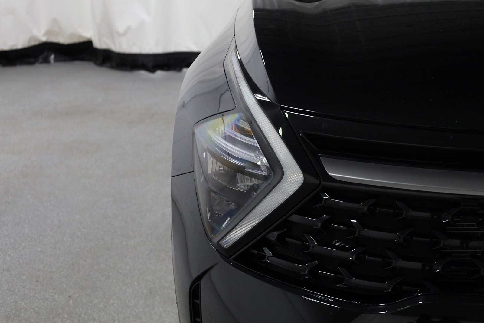 Thumbnail: 2023 Kia Sportage - 15