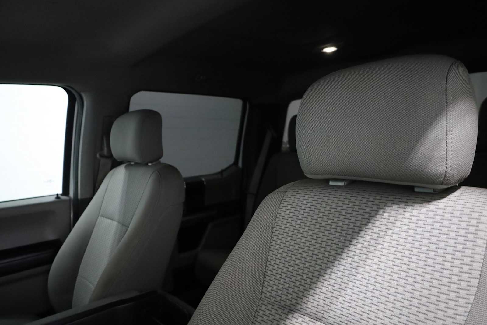 2017 Ford F-150  17