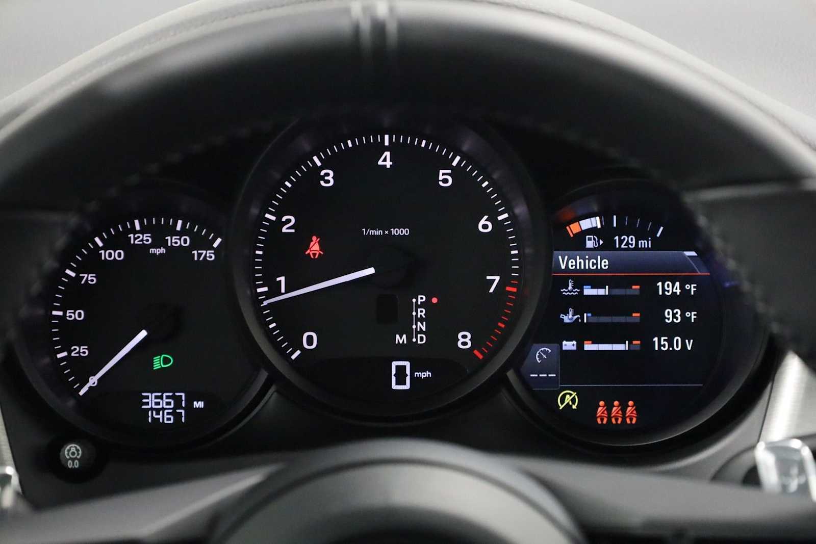 Thumbnail: 2026 Porsche Macan - 22