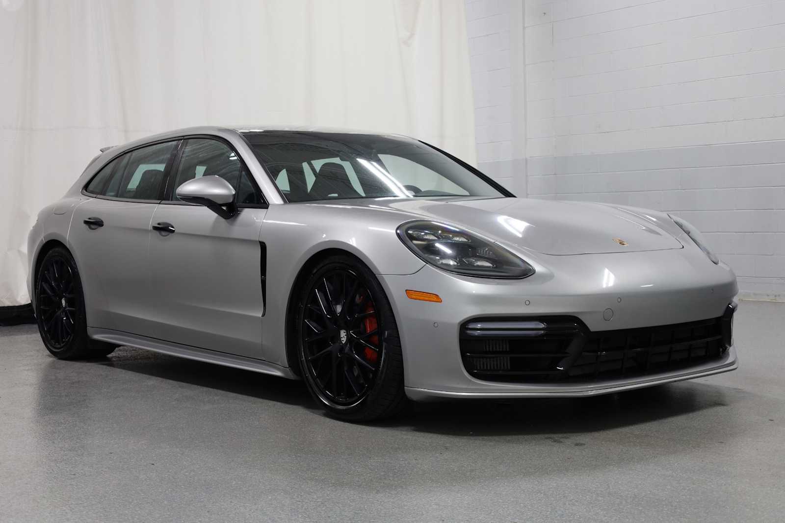 Thumbnail: 2018 Porsche Panamera - 13