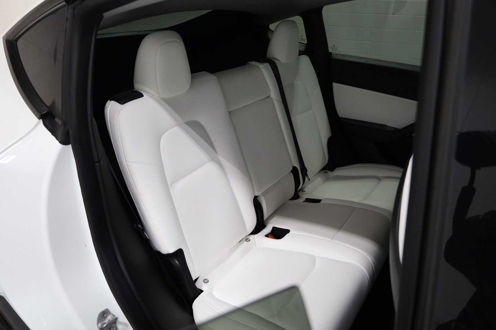 Thumbnail: 2020 Tesla Model Y - 32