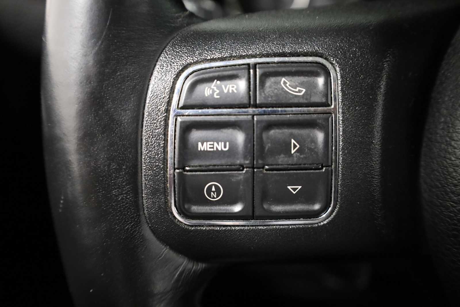 Thumbnail: 2017 Jeep Wrangler - 24