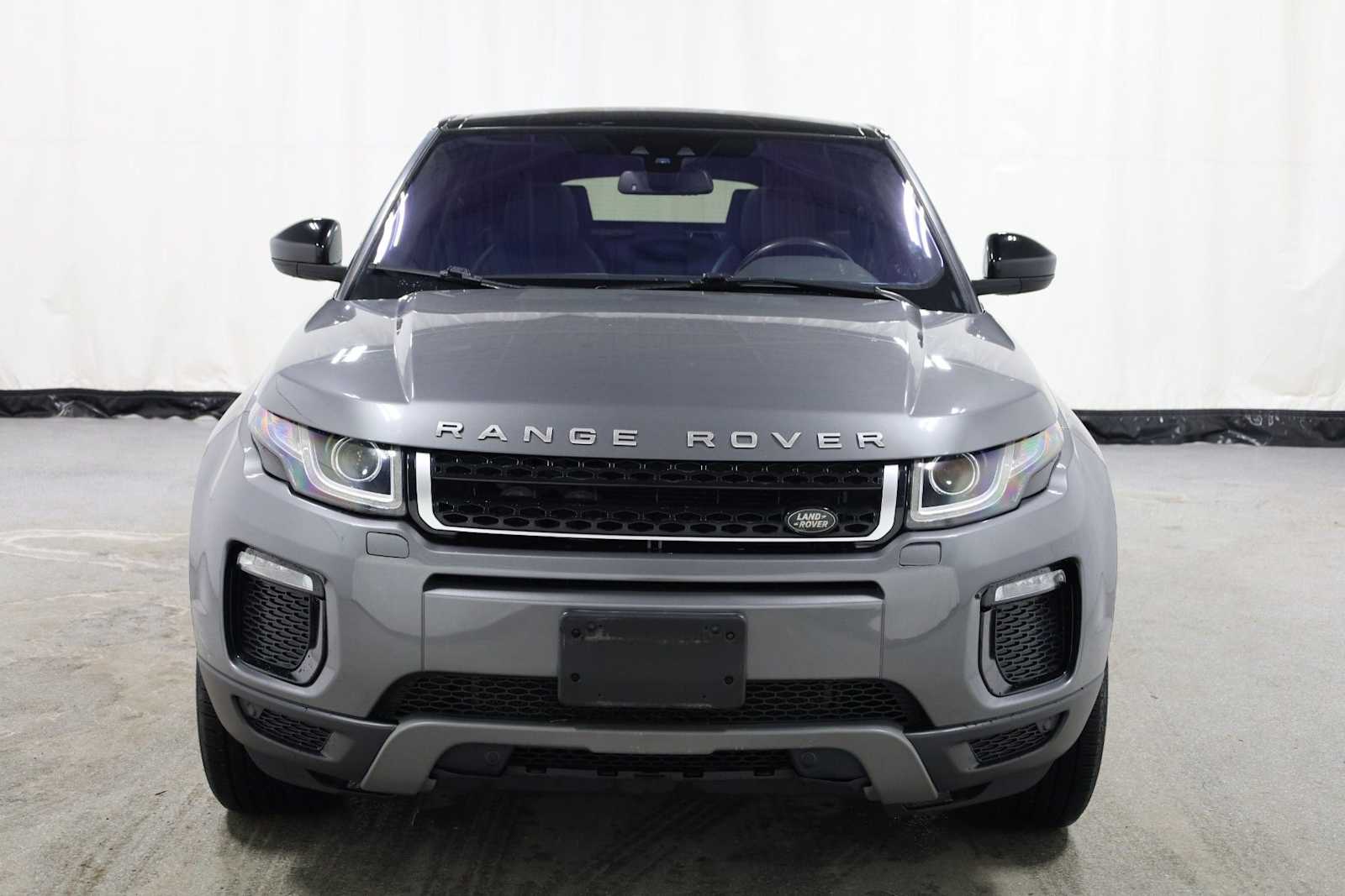 Thumbnail: 2017 Land Rover Range Rover Evoque - 14