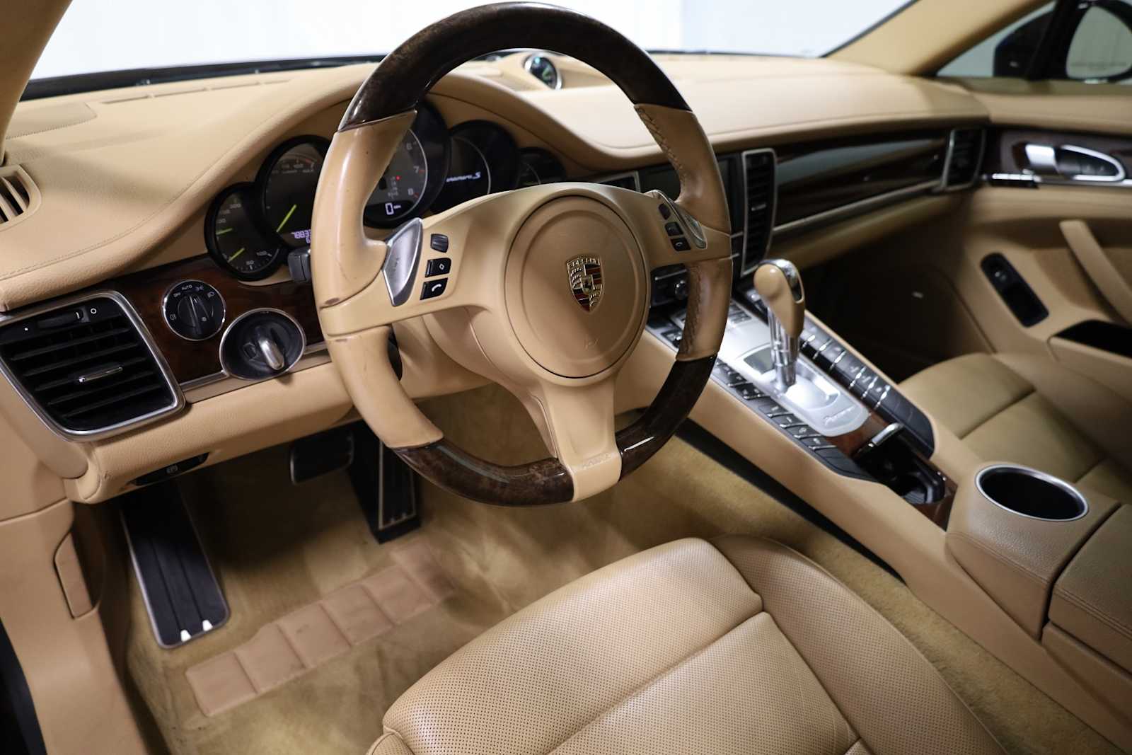 Thumbnail: 2014 Porsche Panamera - 4