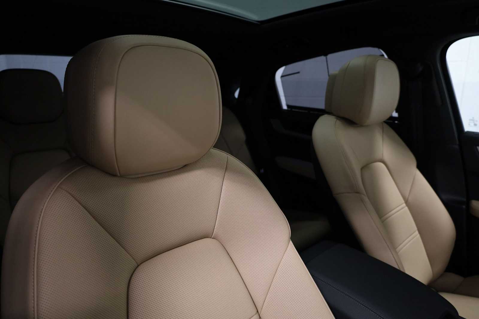 Thumbnail: 2026 Porsche  - 22