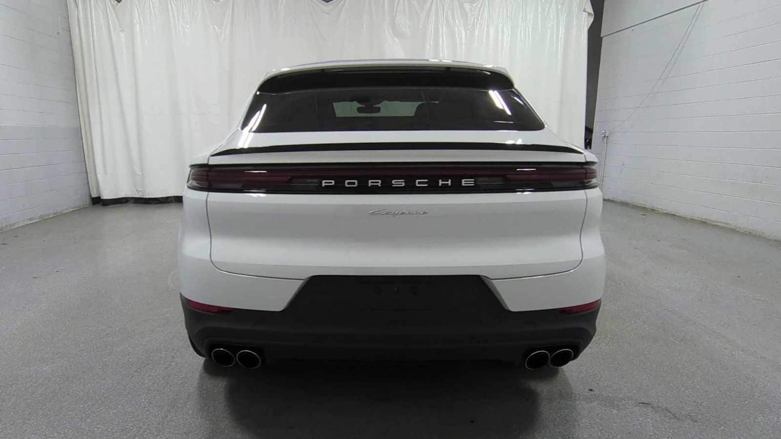 Thumbnail: 2024 Porsche  - 6