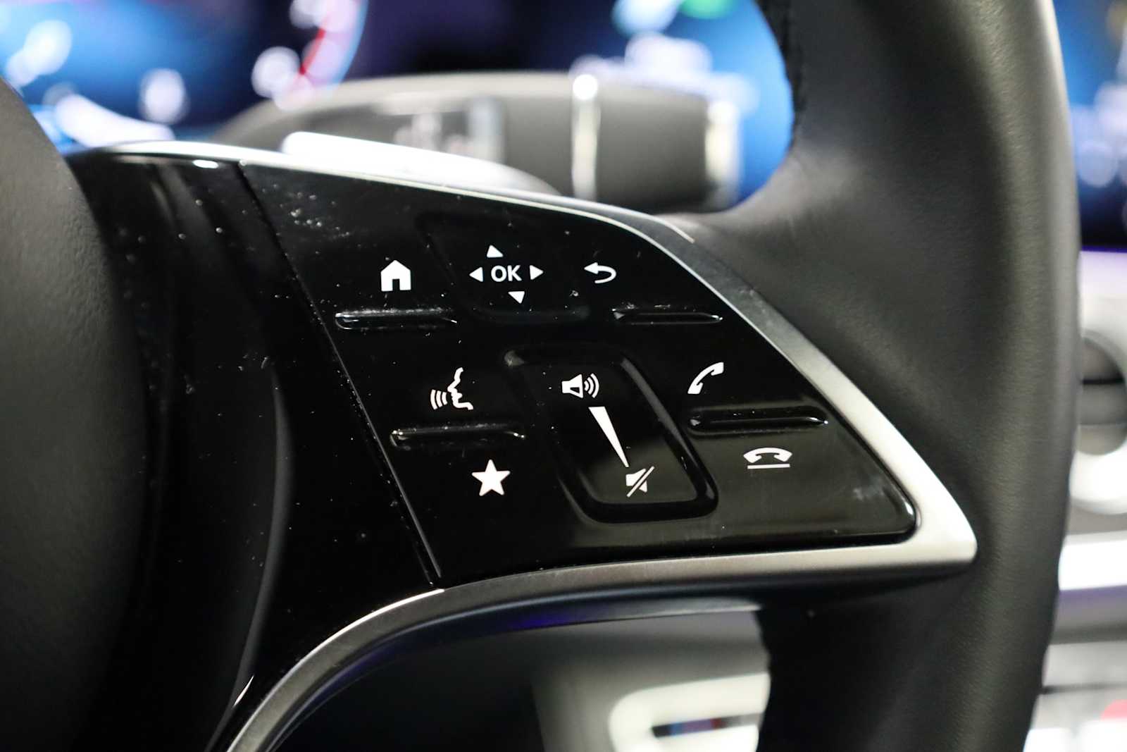 Thumbnail: 2023 Mercedes-Benz E-Class - 21