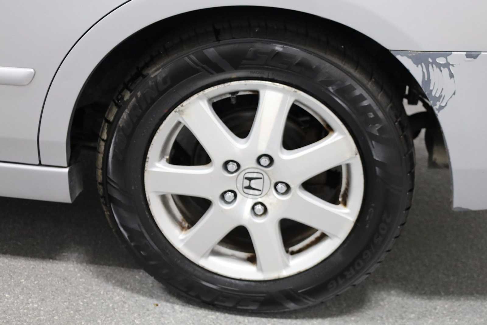 Thumbnail: 2005 Honda Accord - 34