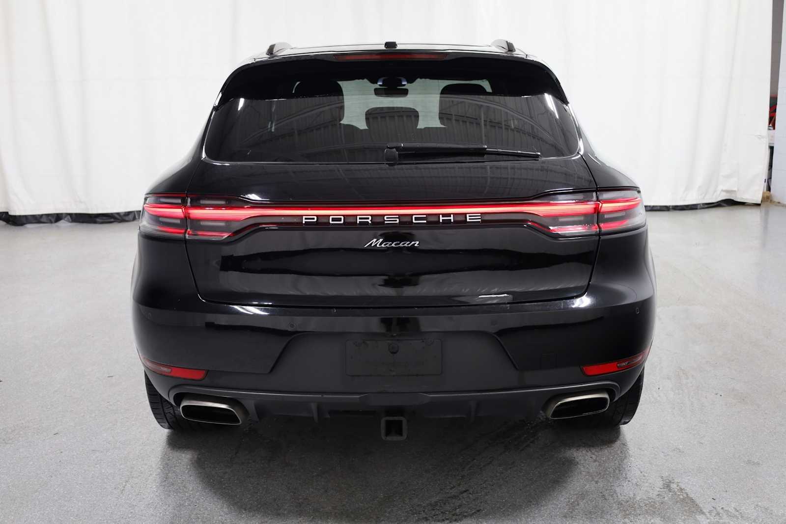 Thumbnail: 2020 Porsche Macan - 7