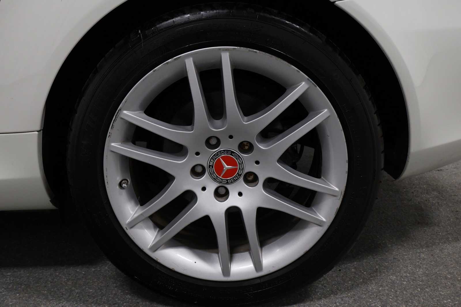 Thumbnail: 2009 Mercedes-Benz SLK - 27