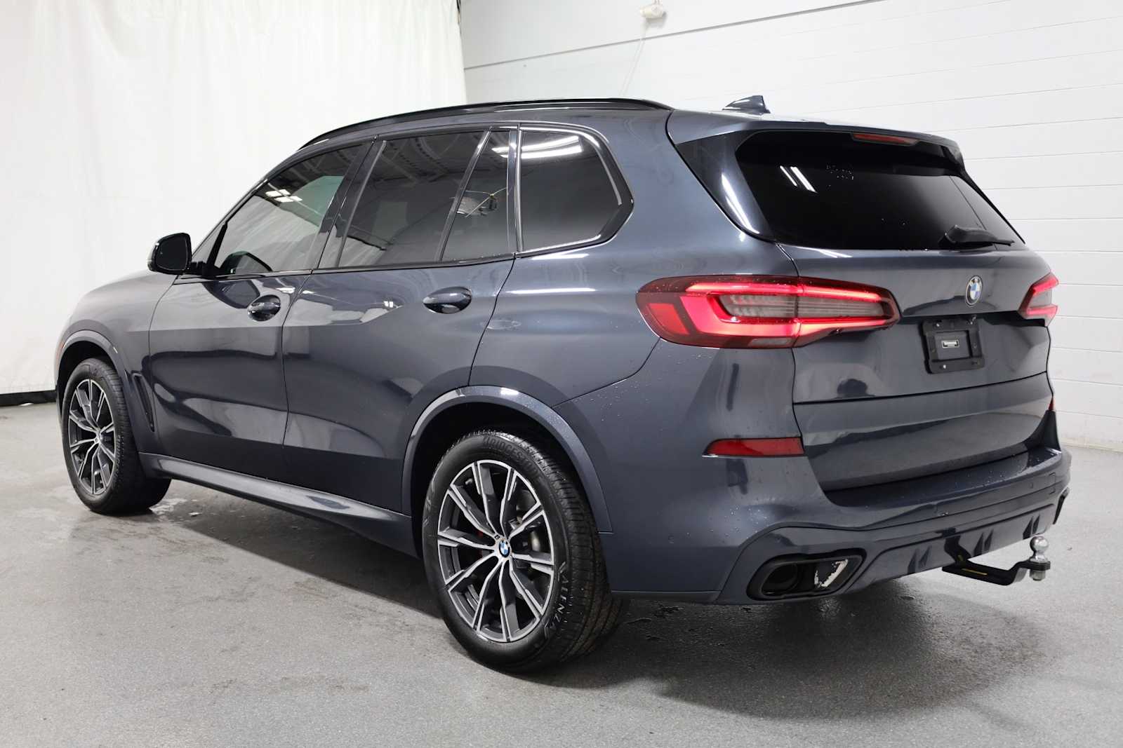 Thumbnail: 2022 BMW X5 - 3
