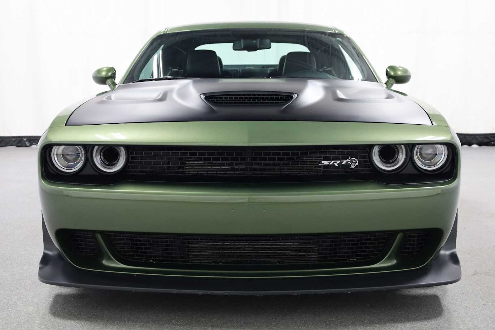 Thumbnail: 2018 Dodge Challenger - 14