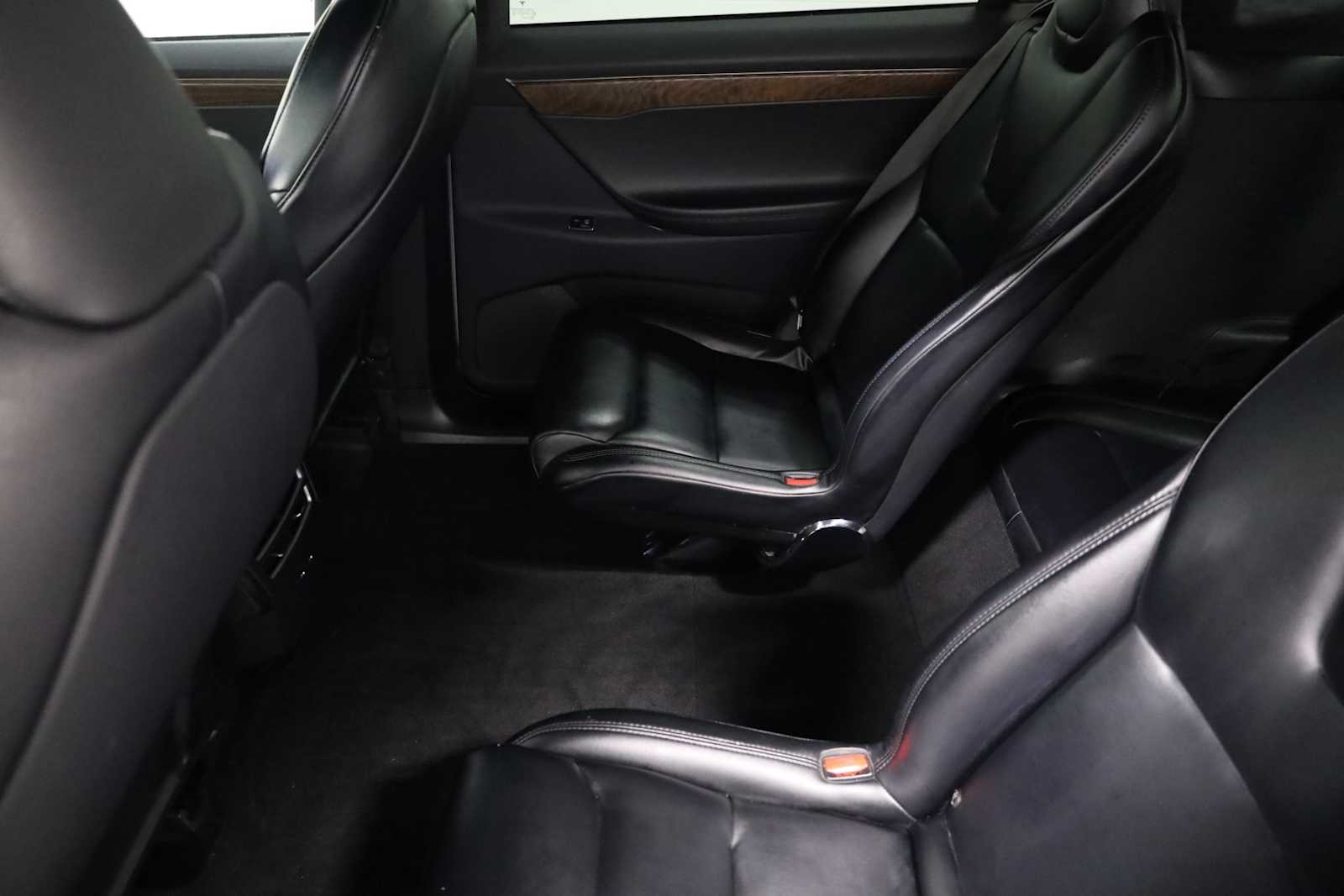 Thumbnail: 2021 Tesla Model X - 31