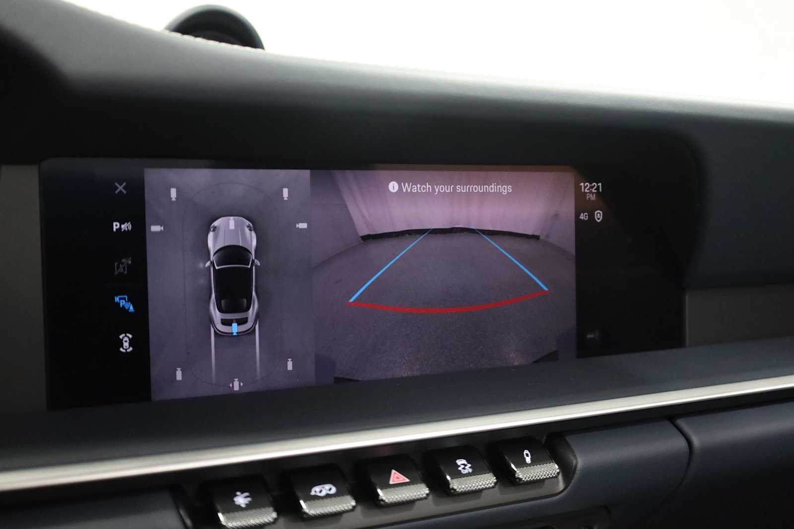 Thumbnail: 2025 Porsche 911 - 32