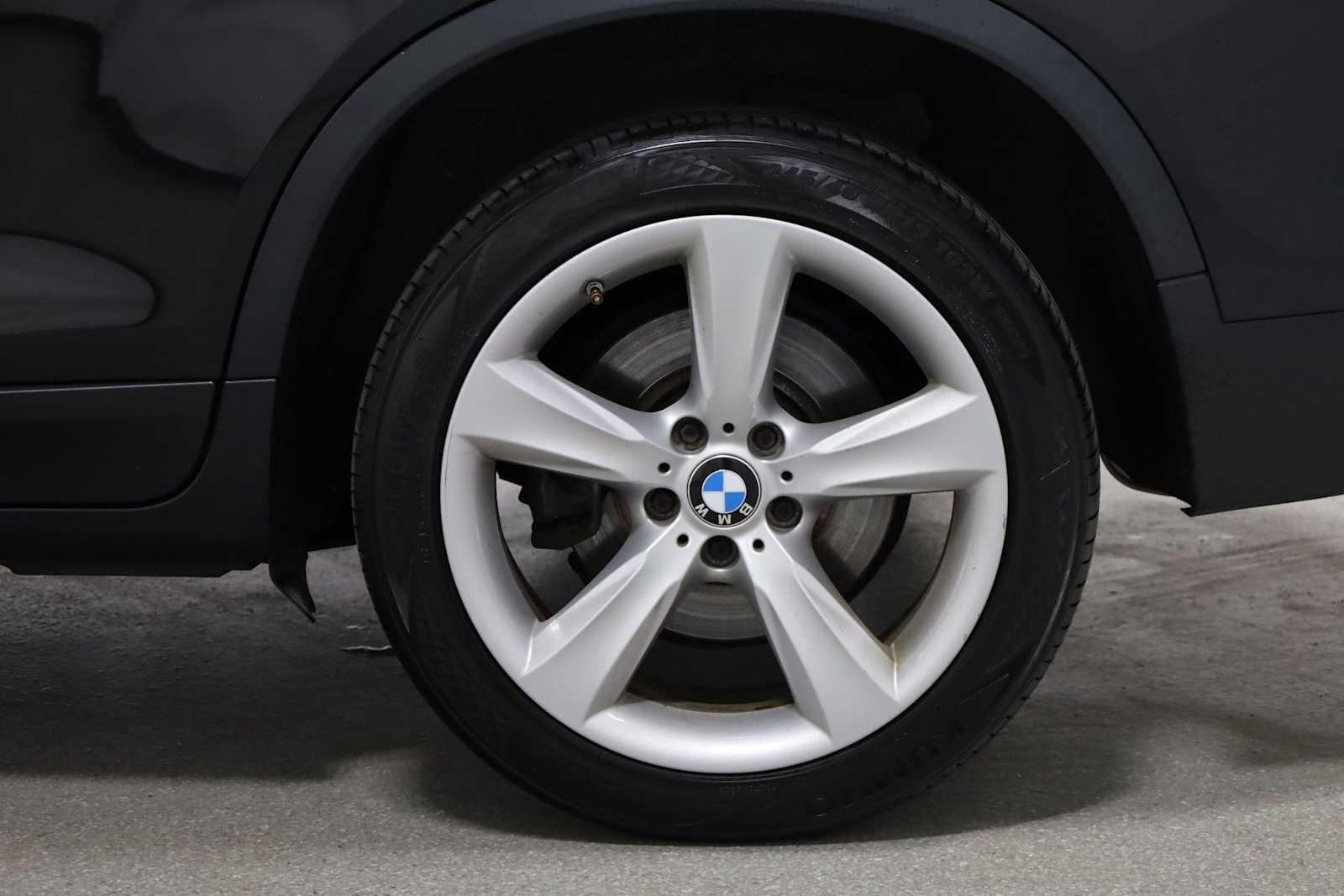 Thumbnail: 2017 BMW X3 - 37