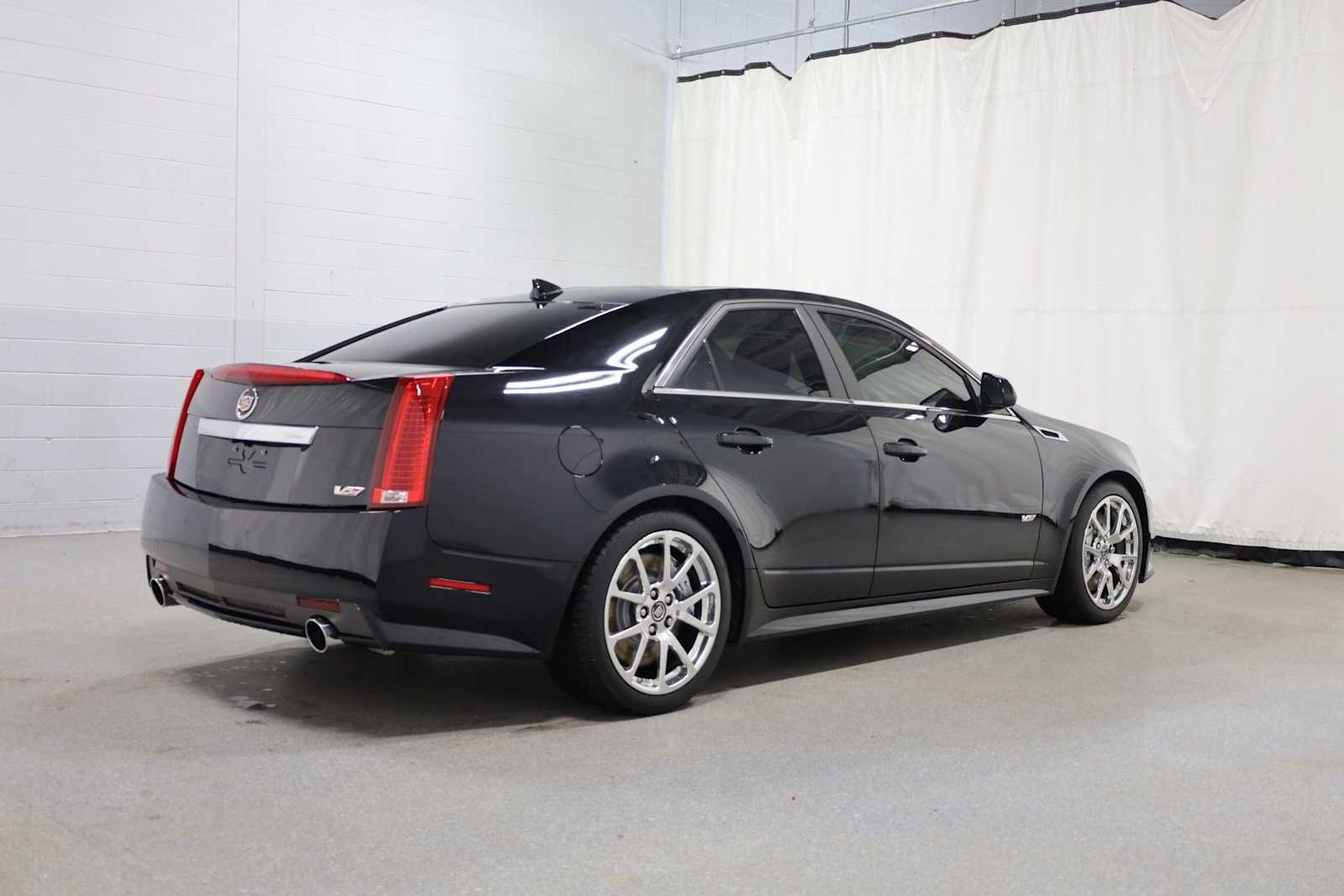 Thumbnail: 2011 Cadillac CTS - 9