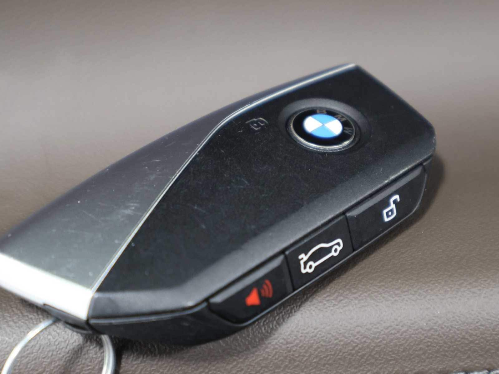 Thumbnail: 2024 BMW 5 Series - 40