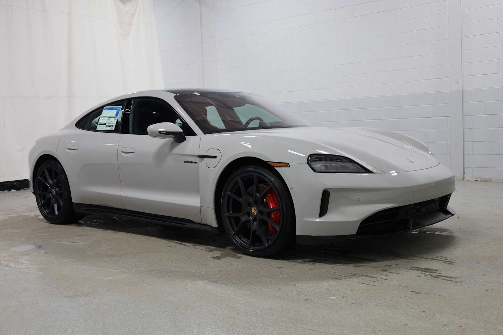 Thumbnail: 2026 Porsche Taycan - 13