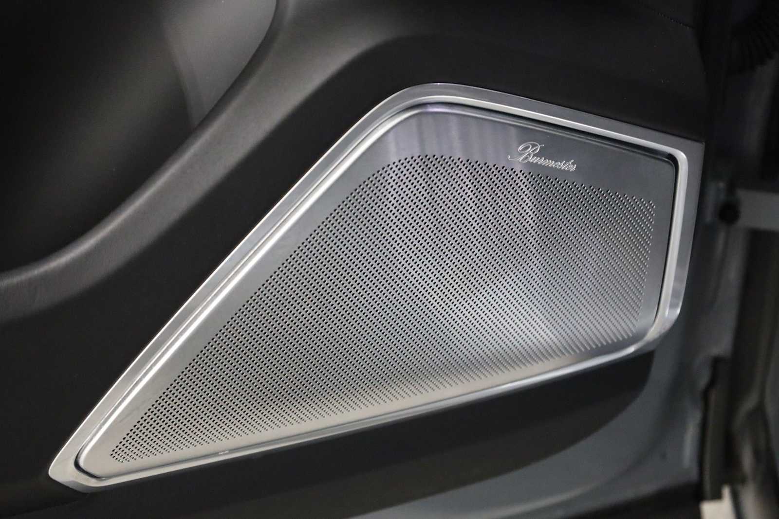 Thumbnail: 2022 Porsche  - 17