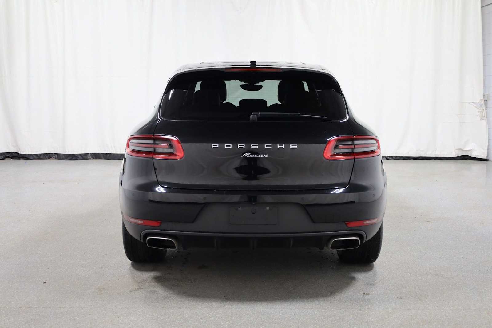 Thumbnail: 2018 Porsche Macan - 7