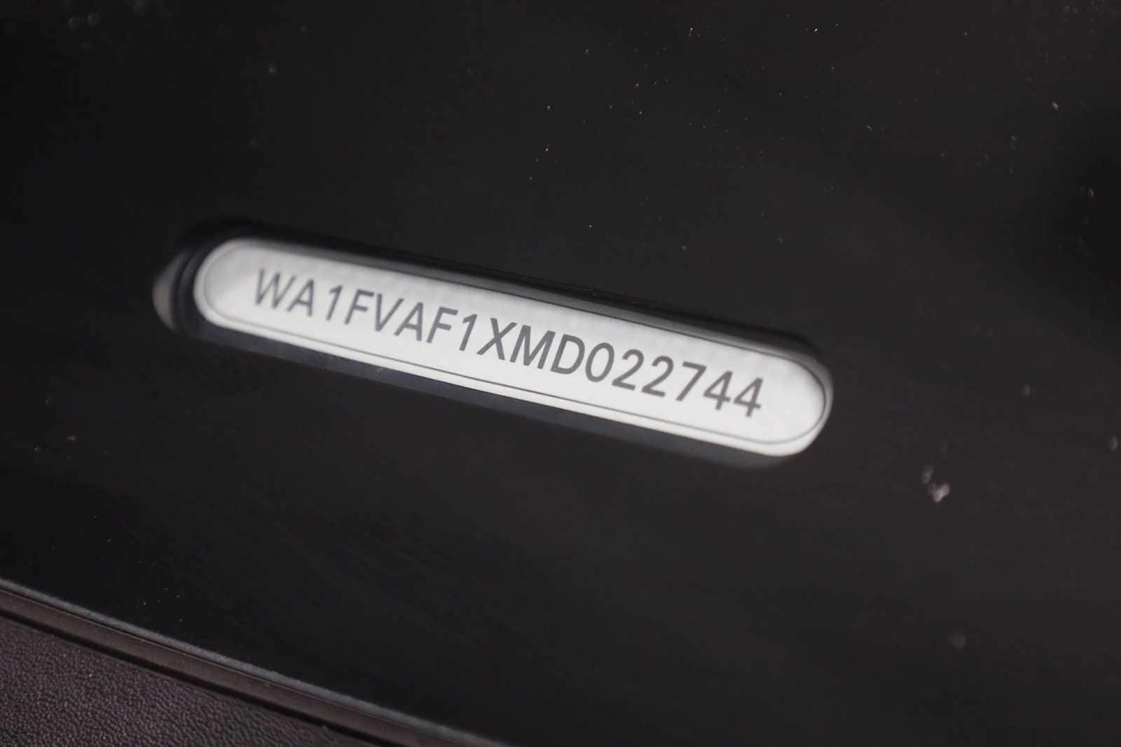 Thumbnail: 2021 Audi Q8 - 41