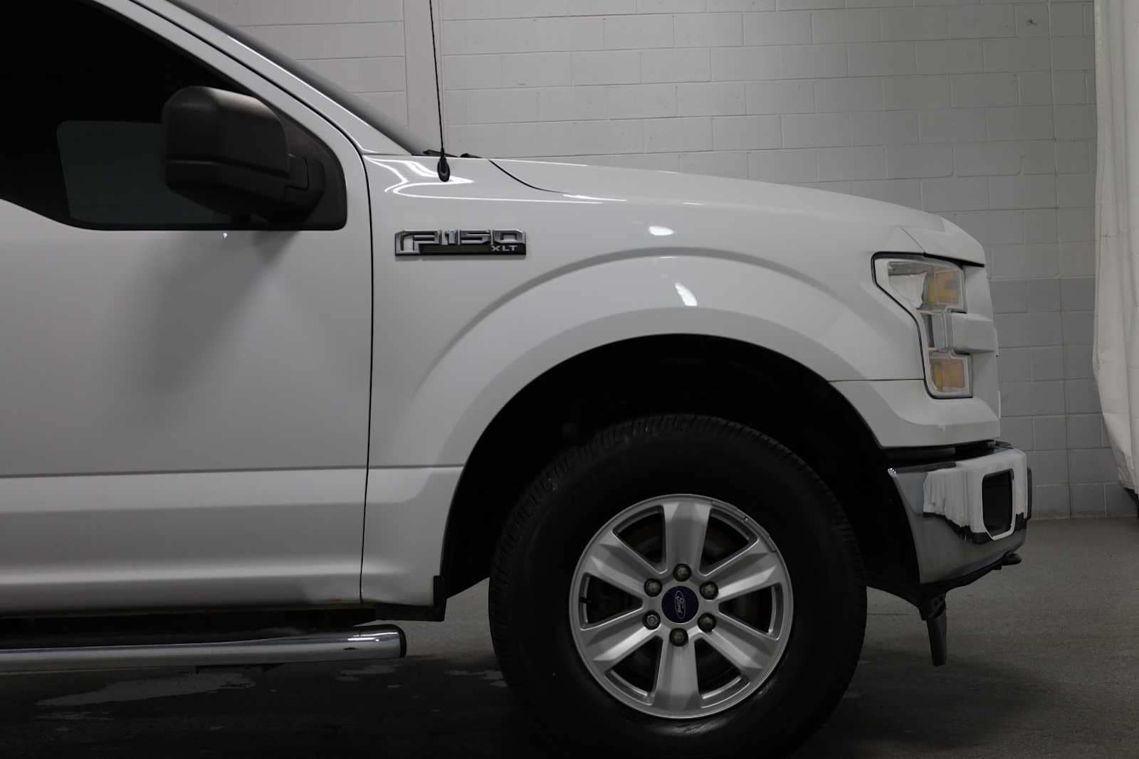 2017 Ford F-150  11