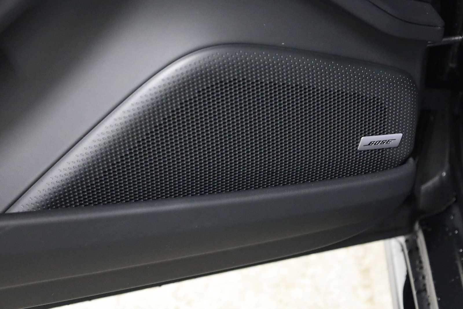 Thumbnail: 2026 Porsche Panamera - 17