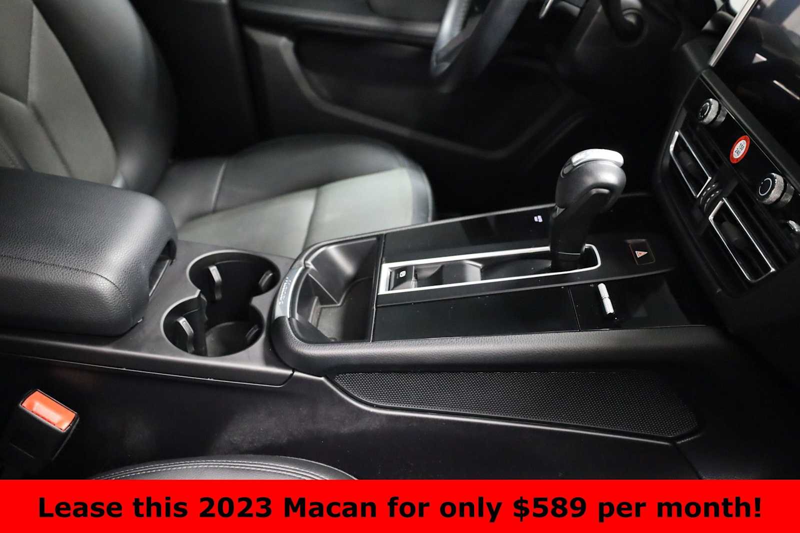 Thumbnail: 2023 Porsche Macan - 21