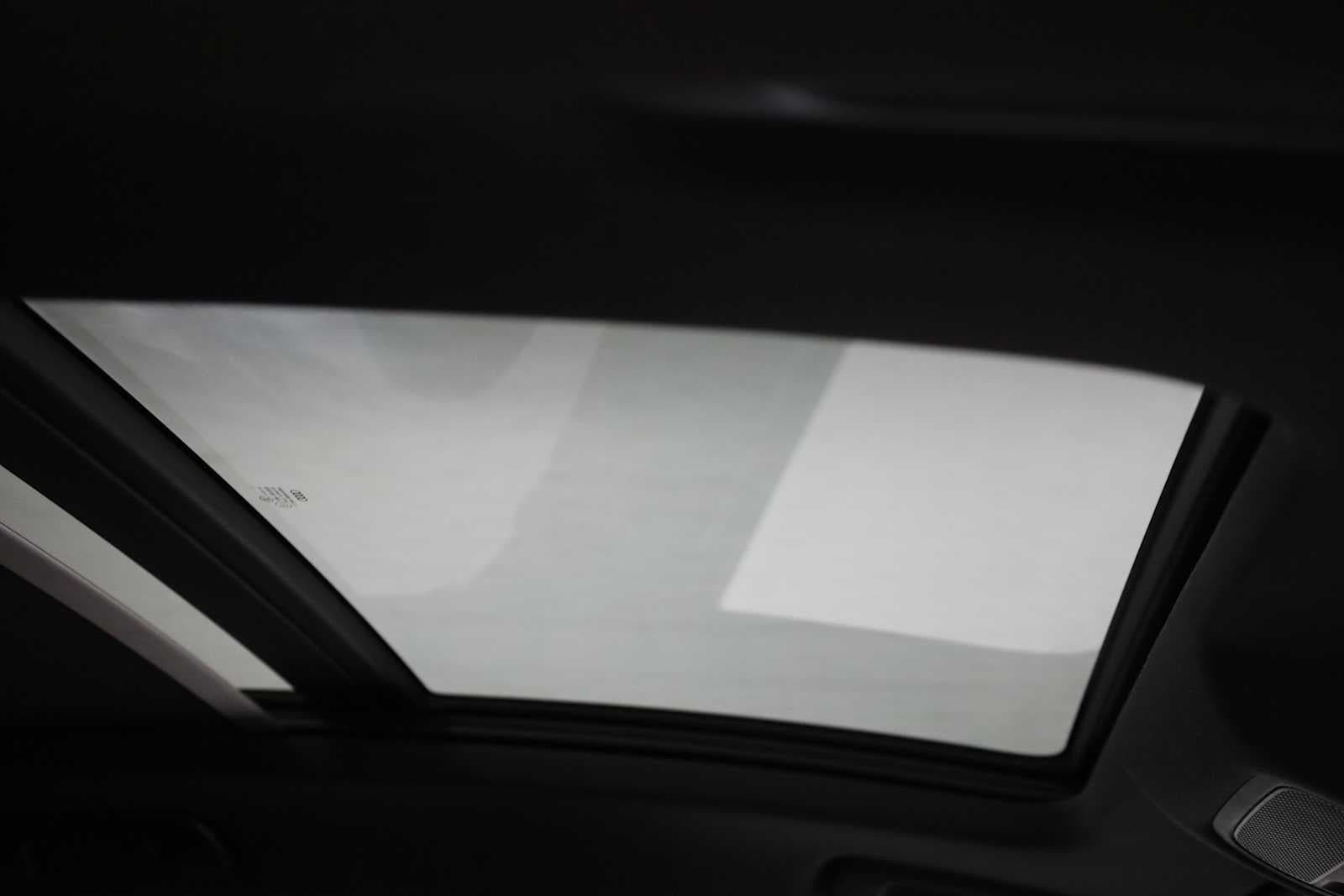 Thumbnail: 2016 Audi Q3 - 19