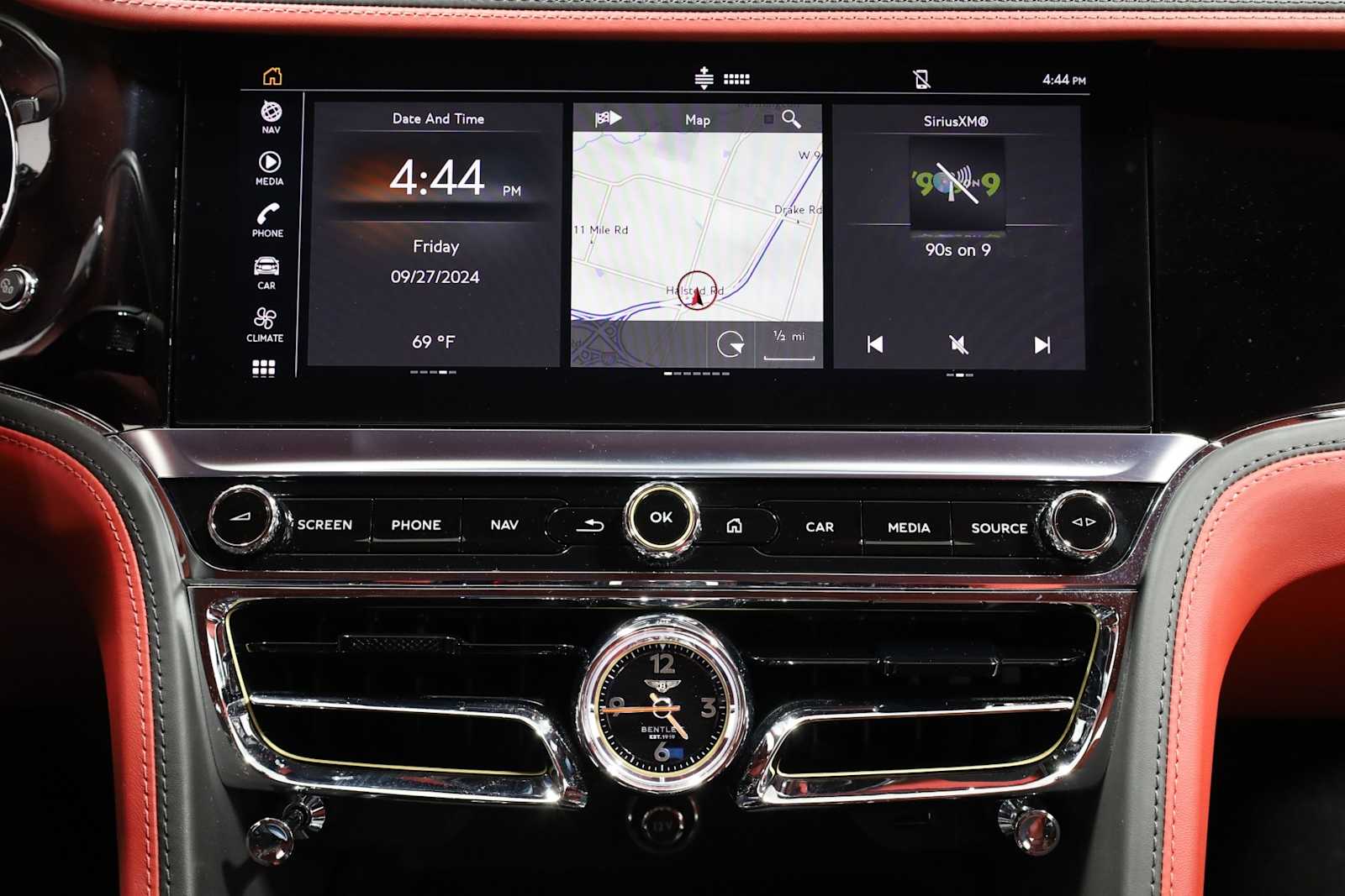 Thumbnail: 2021 Bentley Flying Spur - 26