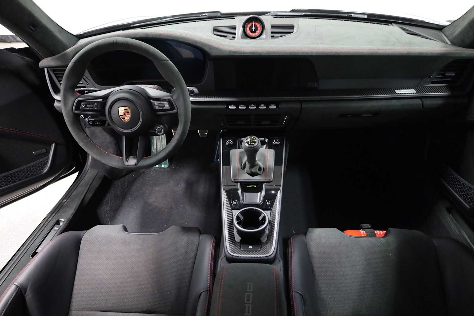 Thumbnail: 2026 Porsche 911 - 25