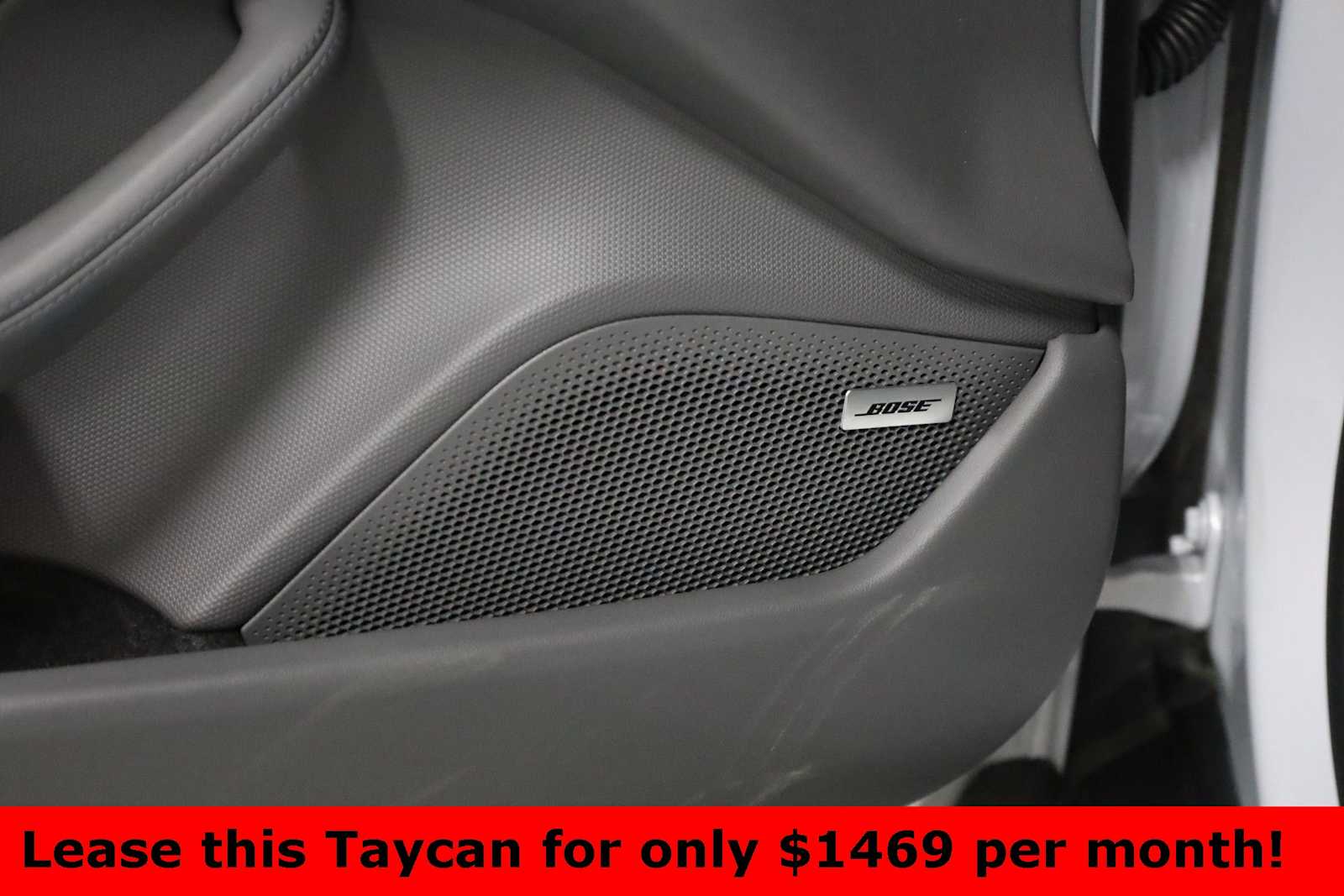 Thumbnail: 2025 Porsche Taycan - 17